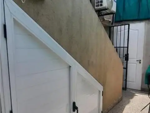 Depto Tipo Casa en Venta 40 años
