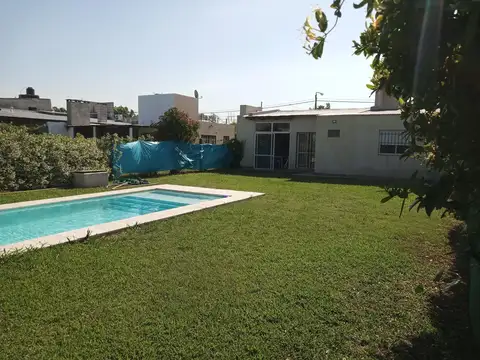 Casa en Alquiler Temporal en Roldan, $ 2.200.000