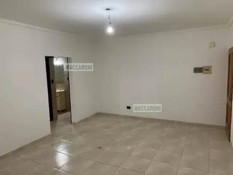 Depto Tipo Casa en Venta en Mataderos, USD 80.000