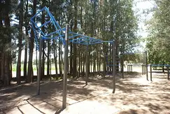 Áreas comunes sum, piscina, juegos en Los Naranjos II en G.B.A. Zona Sur