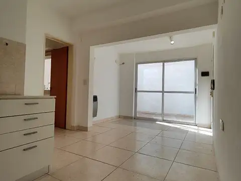 PH 2 AMBIENTES CON PATIO BAJAS EXPENSAS