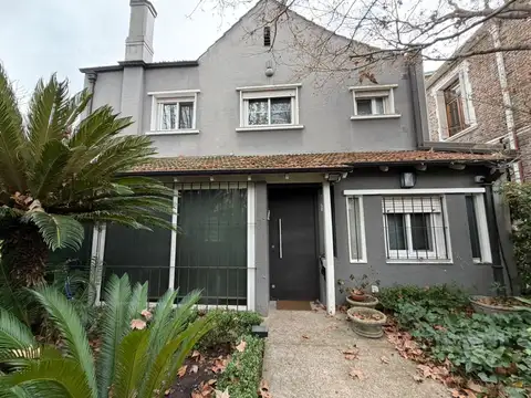 Casa en alquiler con muebles Martínez