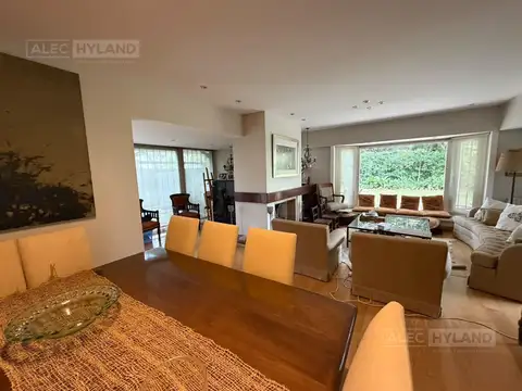 Casa en alquiler con muebles Martínez