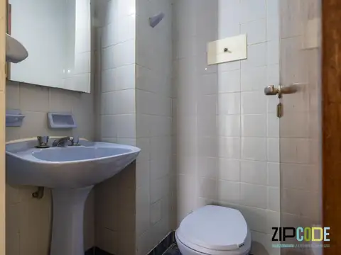 Departamento en Venta en Villa del Parque, USD 147.000