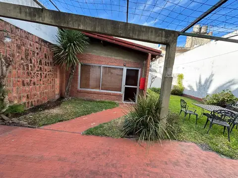 Carlos Pelllegrini 4400