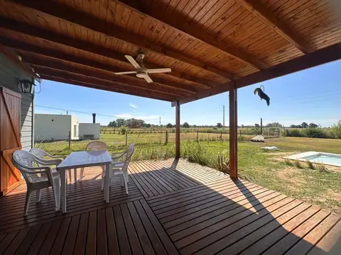 Casa 3 ambientes con 2 baños