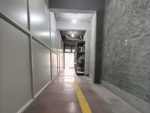 Avenida Pedro Molina 1100