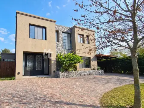 Aristóbulo del Valle al 5100
