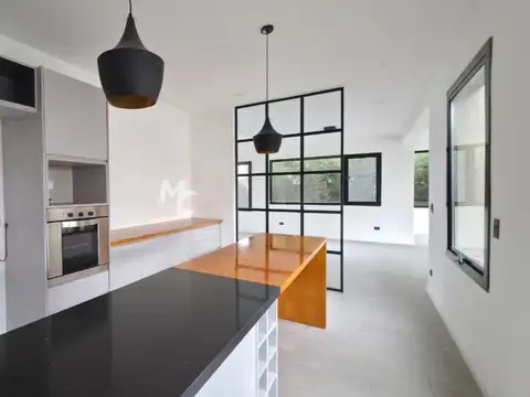 Casa en Venta en San Francisco, USD 590.000