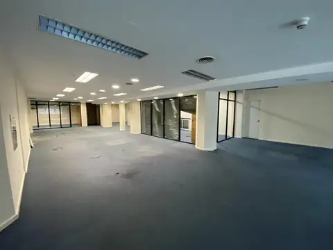 Oficina -  San Telmo - 280m2- 3 cocheras