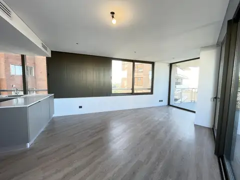 Departamento en Alquiler en La Lucila, USD 2.100