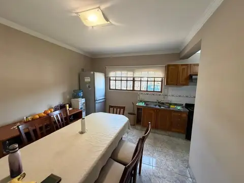 Depto Tipo Casa en Venta de 4 dormitorios