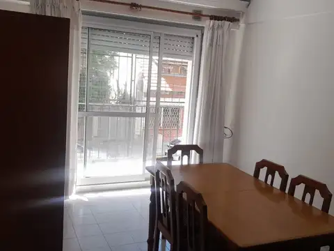 Departamento en Alquiler en Agronomia, $ 550.000