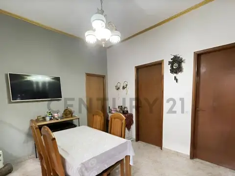 EXCELENTE OPORTUNIDAD: TERRENO PROPIO- IDEAL VIVIENDA MULTIFAMILIAR O INVERSION.GRAN ESPACIO LIBRE