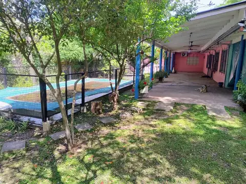 Casa quinta en 9 Abril