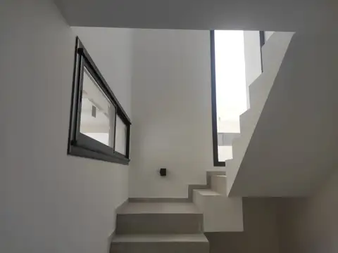 Casa en Alquiler 1 año