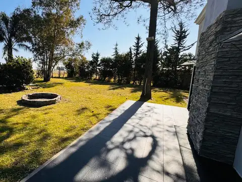 Venta casa 3 ambientes con pileta en Don Pedro, Gualeguaychú