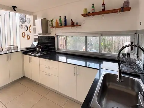 Casa en Venta en Pilar del Este - Santa Emilia, USD 160.000