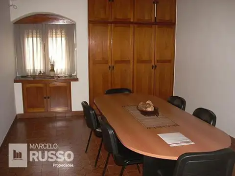 Av. Gdor. Vergara 1989