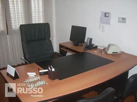 Oficina en Venta en Villa Santos Tesei, USD 210.000