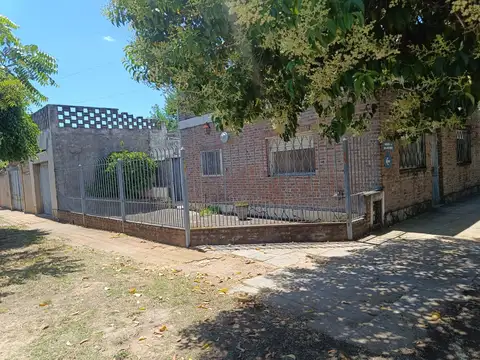 LOTE LIBRE 26 X11 CON CASA 3 AMB. A REFACCIONAR