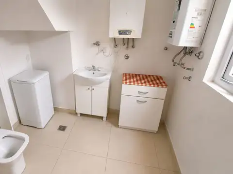 Depto Tipo Casa en Venta 8 años