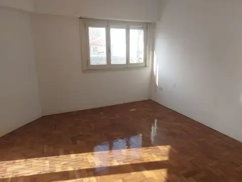 COLPAYO 700, Piso 1