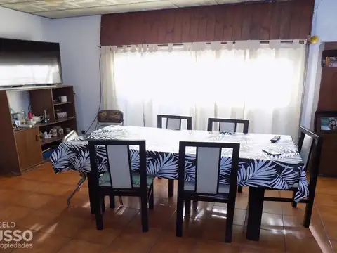 2 CASAS DE 3 & 4 AMBIENTES EN BLOCK