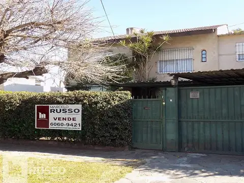 2 CASAS DE 3 & 4 AMBIENTES EN BLOCK