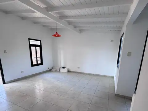 Departamento en Alquiler en Banfield, $ 720.000