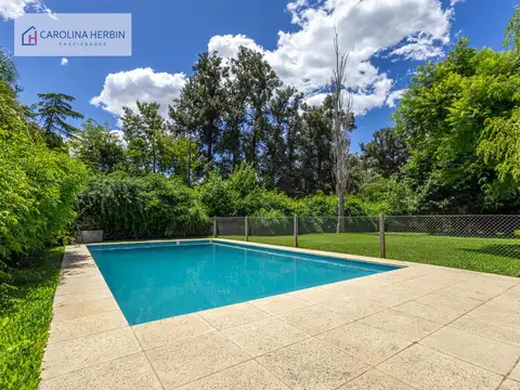 Casa en Alquiler de 4 dormitorios