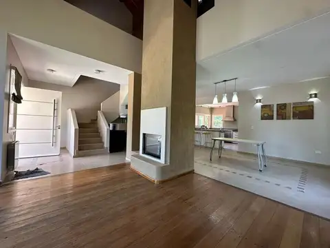 Casa en Venta en Juan Maria Gutierrez, USD 279.000