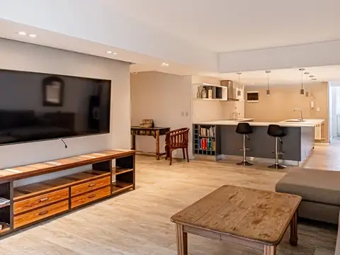 Departamento 2 dormitorios + servicio, 81 m2, Barrio Norte, Remodelado a nuevo
