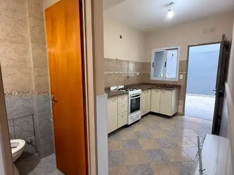 Departamento tipo duplex 4 ambientes en alquiler - Gran Ubic
