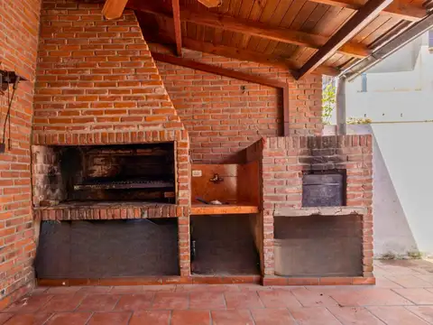 Depto Tipo Casa en Venta de 4 ambientes