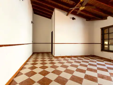 Depto Tipo Casa en Venta 35 años