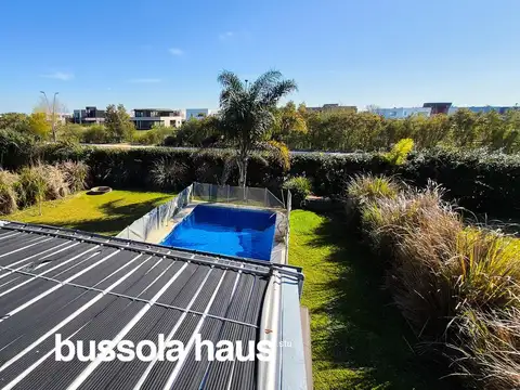 Casa en venta de 5 ambientes con pileta en Acacias Puertos Escobar