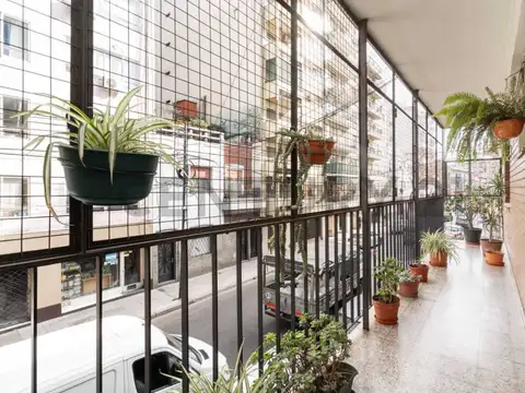 COLOMBRES 100, Piso 0