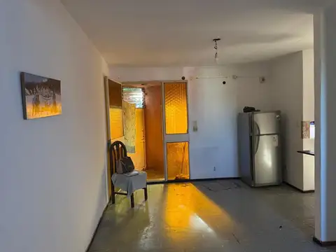 Departamento de tres dormitorios a metros de Panamericana