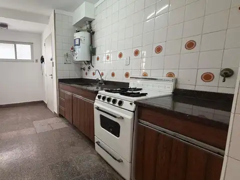Departamento en Alquiler con 1 cocheras