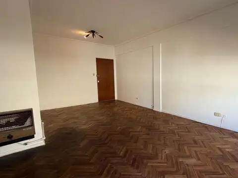 Departamento en Alquiler en Moron Sur, $ 800.000