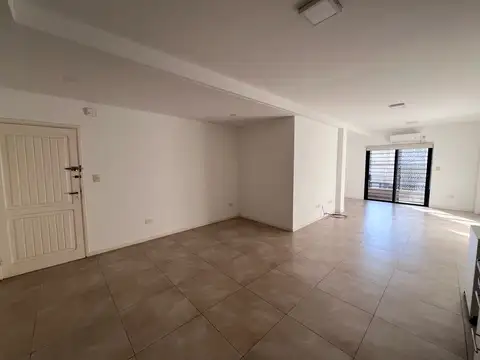 Departamento monoambiente en alquiler - apto uso profesional. - Quilmes