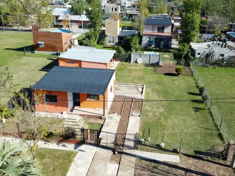 TIERRA DE SUEÑOS 3 OPORTUNIDAD LOCAL CON VIVIENDA  (100 M2) 720 M2  terreno