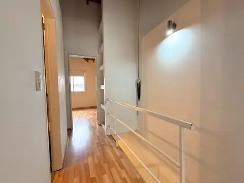 Duplex de 3 ambientes con balcon y cochera