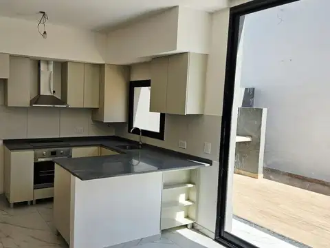 Departamento en Venta en Villa del Parque, USD 245.000