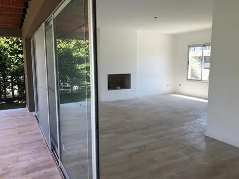 Casa en Venta en Barbarita, USD 520.000