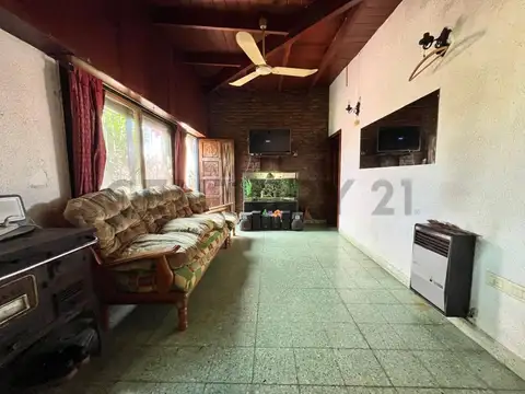 Casa en Venta con 1 cochera