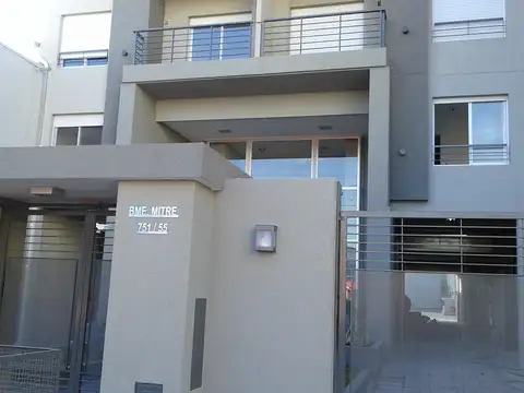 DEPARTAMENTO 2 AMBIENTES CON BALCÓN, EXCELENTE UBICACIÓN  