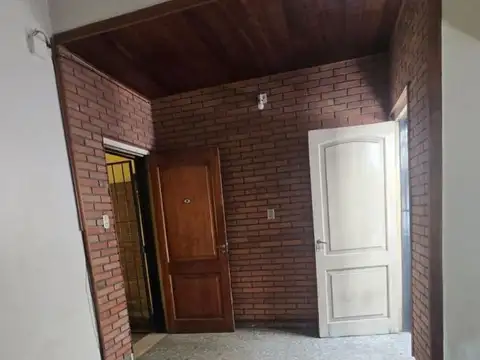 Depto Tipo Casa Monoambiente con 2 baños