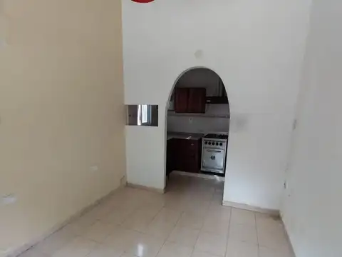 Depto Tipo Casa en Alquiler 40 años
